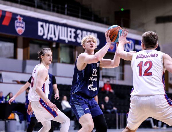 Победные серии лидеров таблицы, дебют Халилулаева в основе и перформанс Рыжова. Итоги ноября